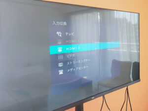 Mirror your smartphone screen to your Smart TV